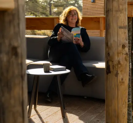 Buiten comfort lounge bank terras tiny timber