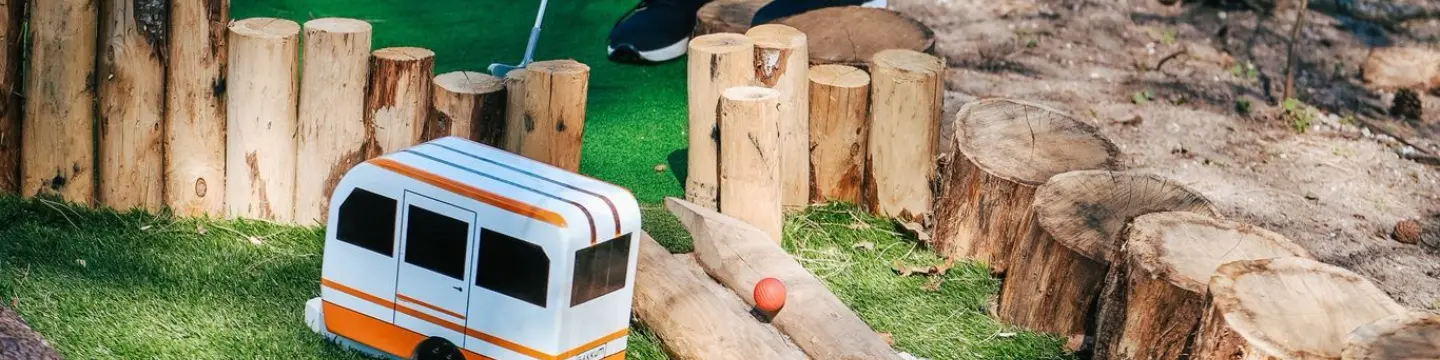 Minigolf hole caravans jolanda